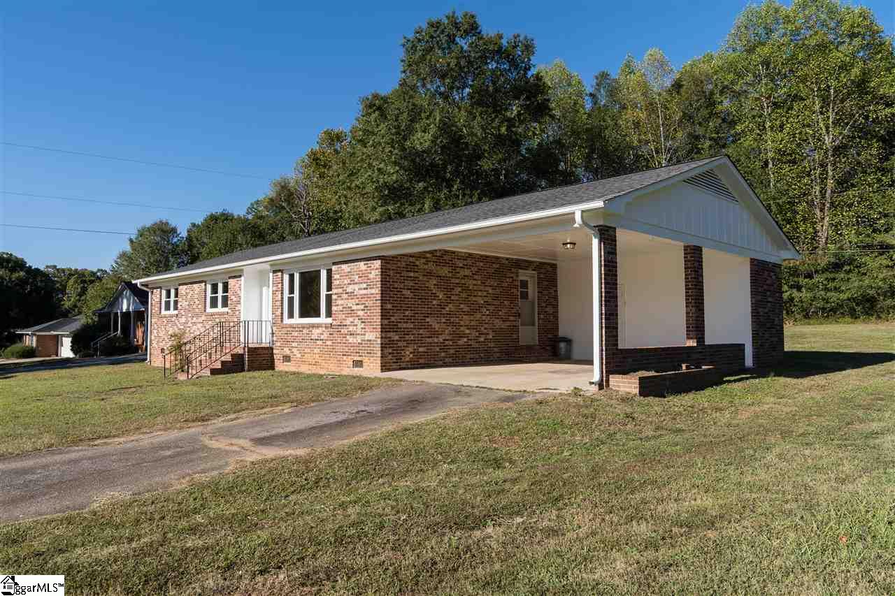 168 Granger Road Spartanburg, SC 29306 - Photo 2 of 26 Gallery Image 2