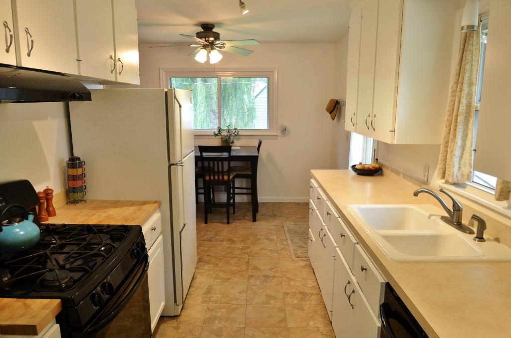 1034 Ingerson Road Shoreview, MN 55126 - Photo 8 of 16 Gallery Image 8