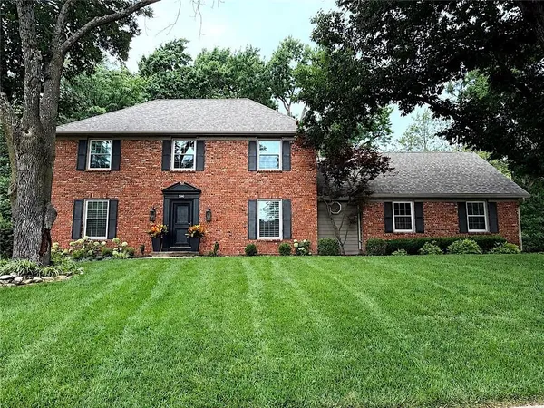 $625,000 | 500 Avila Circle, Kansas City, MO 64114