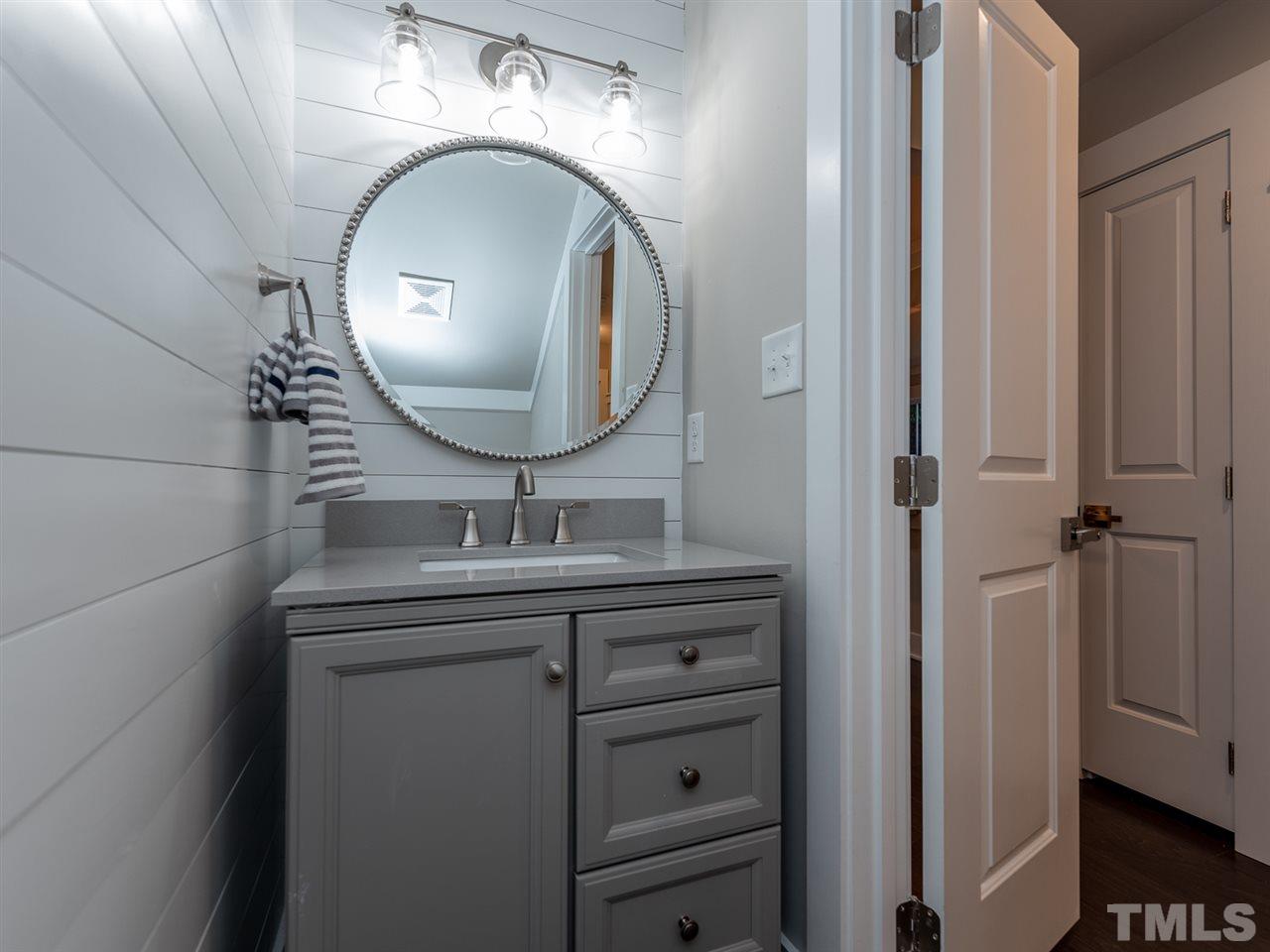 201 Bledsoe Avenue Raleigh, NC 27601 - Photo 13 of 24