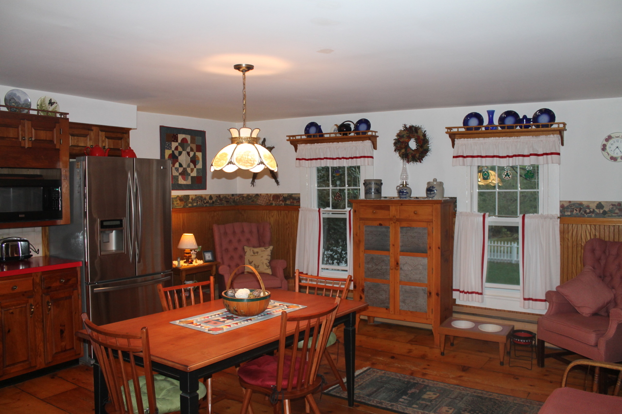 153 Old State Road Lanesborough, MA 01224 - Photo 9 of 19 Country Kitchen
