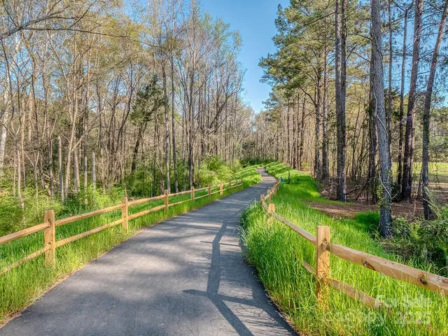 $312,000 | 1602 University Drive, Lancaster, SC 29720