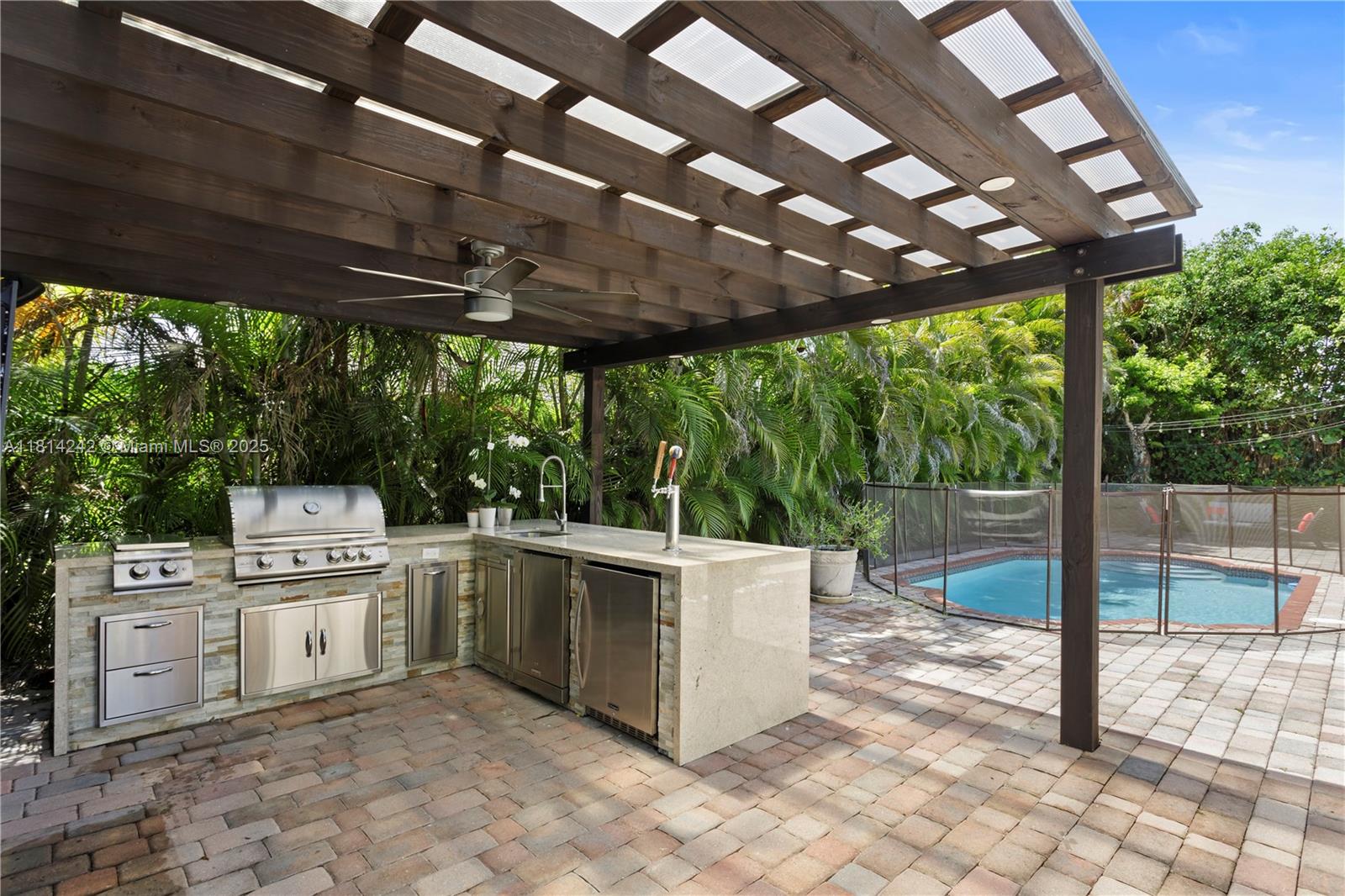 9339 Southwest 98th Place Miami, FL 33176 - Photo 24 of 33 Amazing Summer kitchen and Gazebo