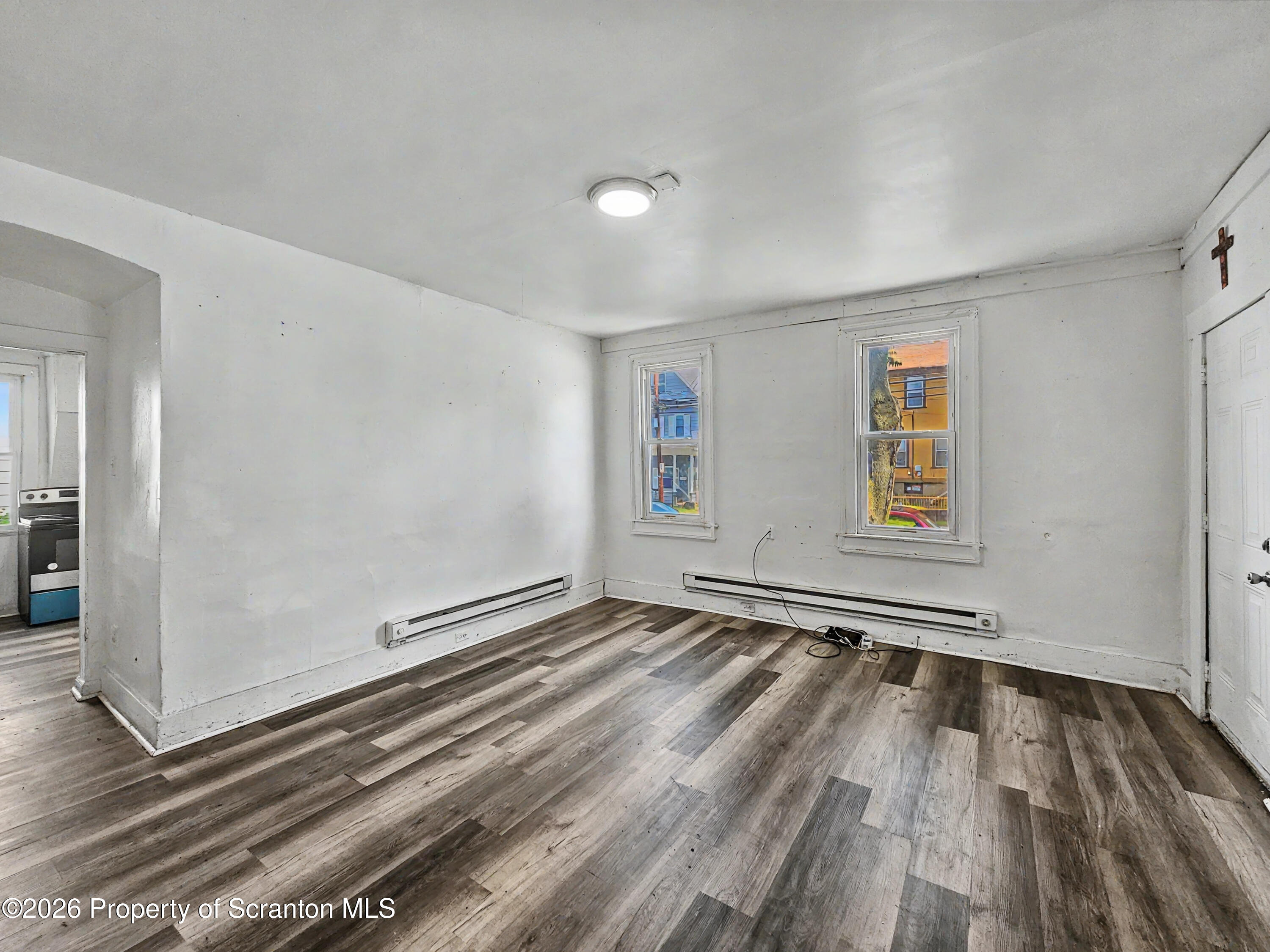602 Prospect Avenue, Unit RIGHT Scranton, PA 18505 - Photo 2 of 14 Living Room