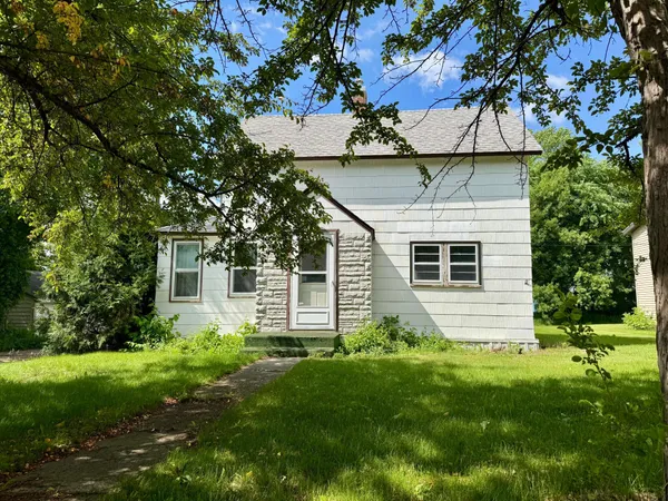 $142,300 | 915 6th Avenue East, Alexandria, MN 56308