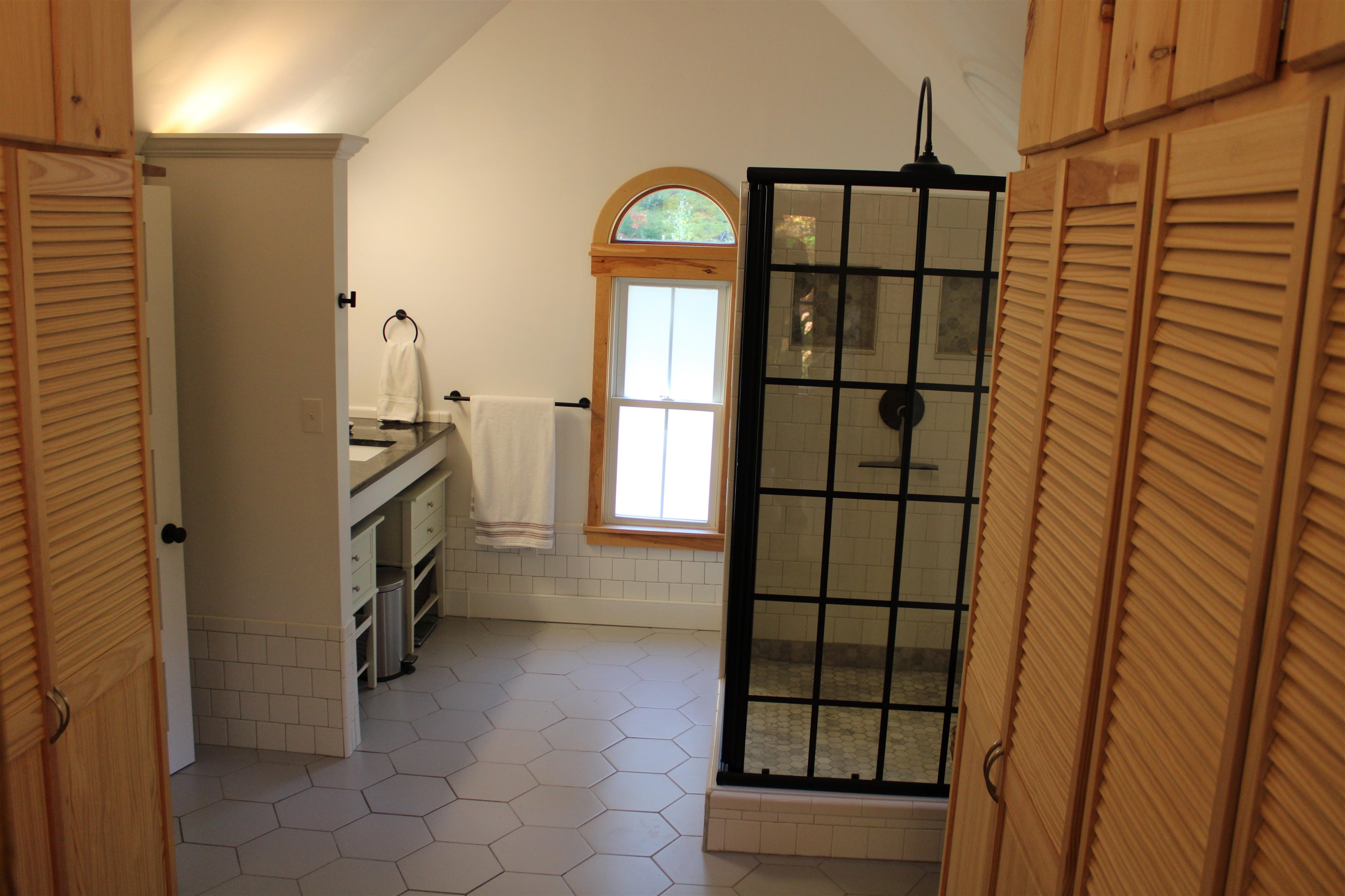 725 New Hampshire Rte 103 Newbury, NH 03255 - Photo 6 of 12