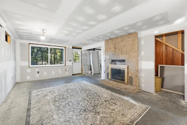 $750,000 | 55 Woodland Avenue, Wilton, ME 04294