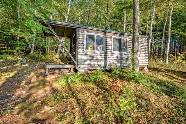 $750,000 | 55 Woodland Avenue, Wilton, ME 04294