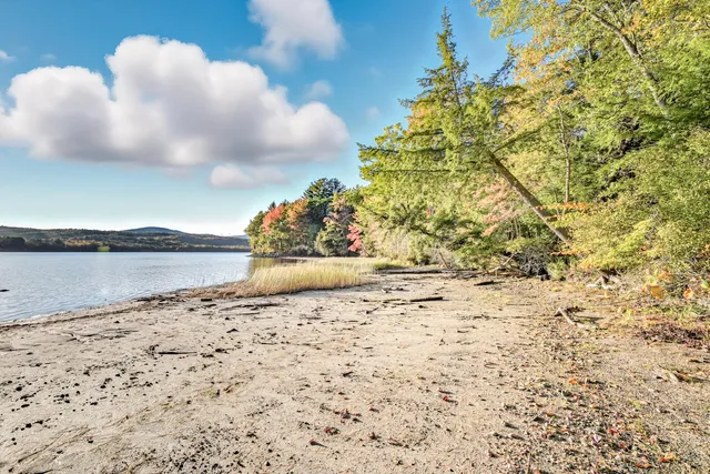 $750,000 | 55 Woodland Avenue, Wilton, ME 04294