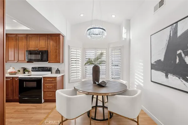 $799,000 | 127 Huntington, Irvine, CA 92620