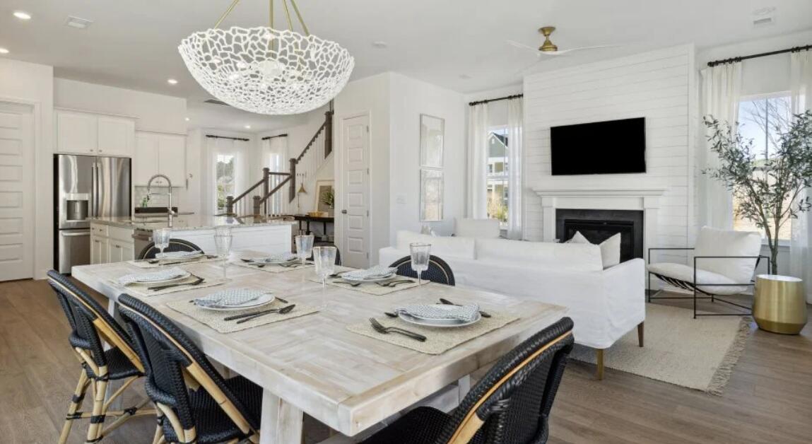 1209 Carnes Crossing Boulevard Summerville, SC 29486 - Photo 10 of 21 Elliot Open Concept