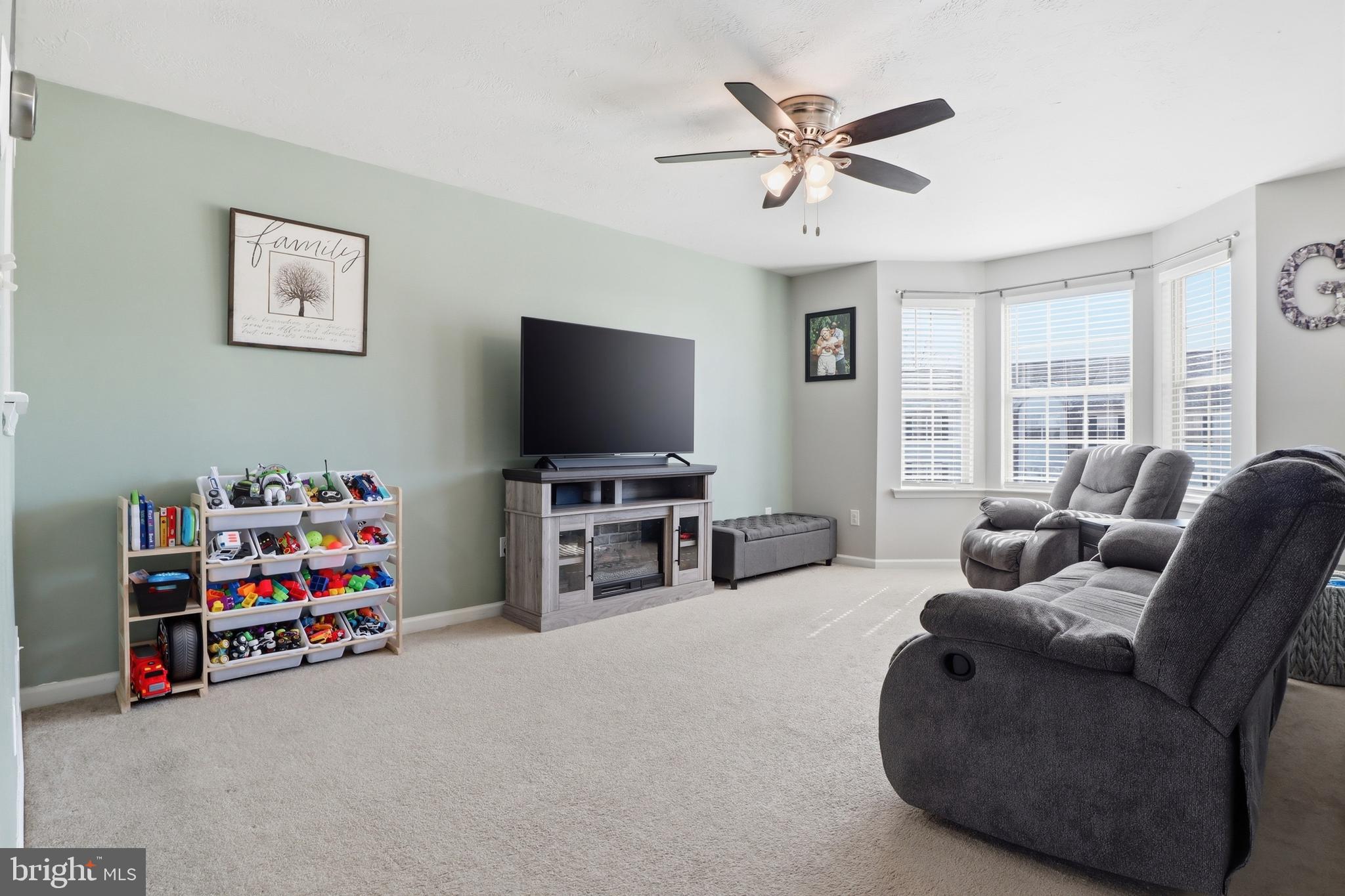 184 Sara Lane Hanover, PA 17331 - Photo 6 of 50
