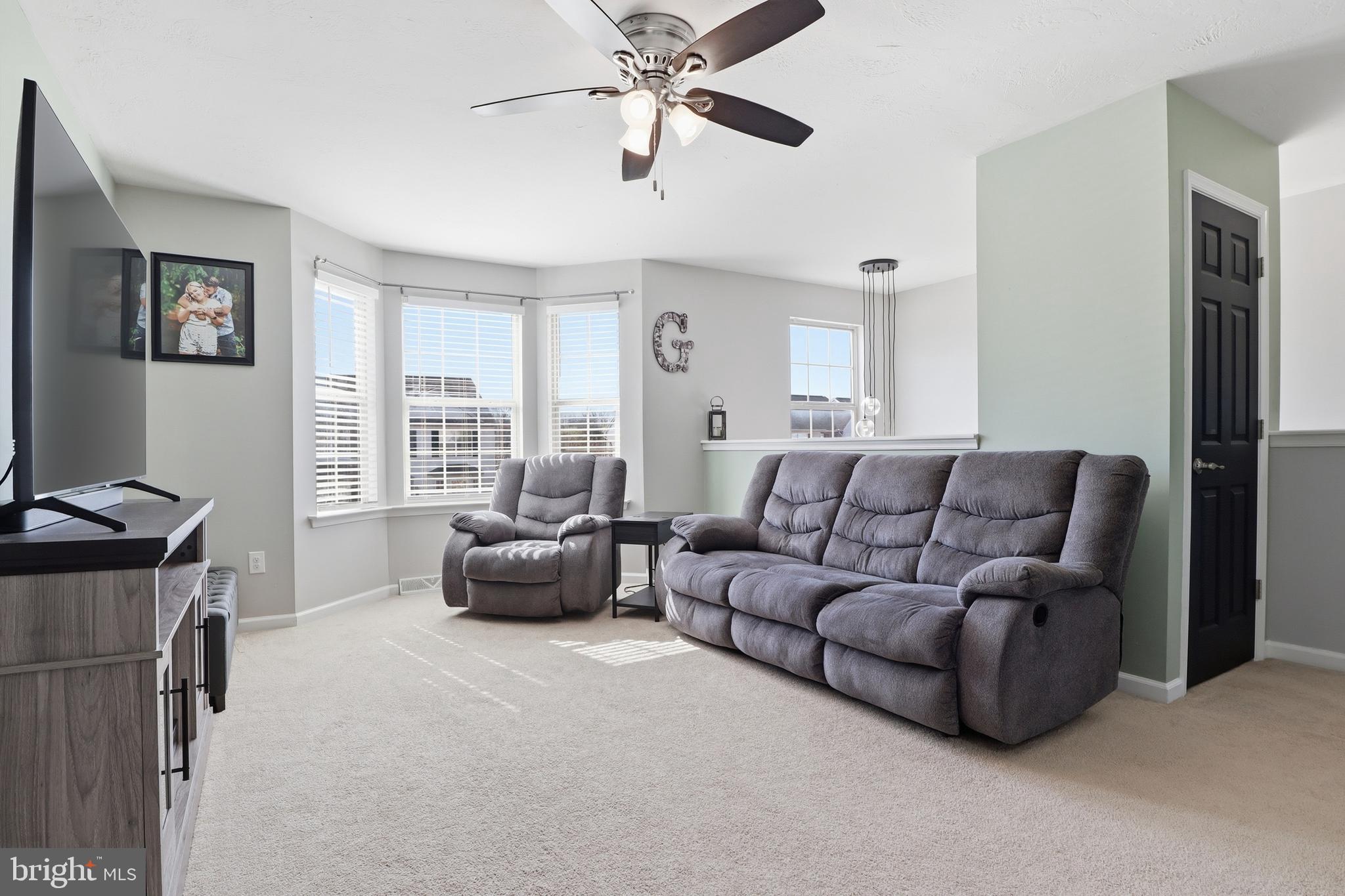 184 Sara Lane Hanover, PA 17331 - Photo 7 of 50