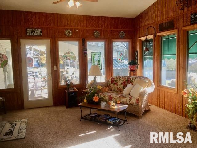 17318 River View Road Petersburg, IL 62675 - Photo 8 of 27 Gallery Image 8