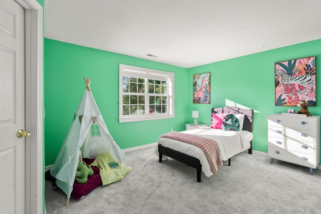 31 B Gates Road, Unit 22R Worcester, MA 01603 - Photo 19 of 29