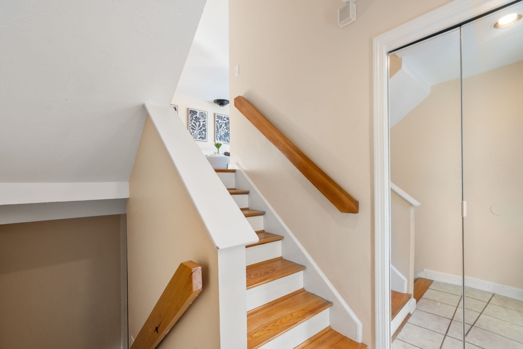 31 B Gates Road, Unit 22R Worcester, MA 01603 - Photo 20 of 29