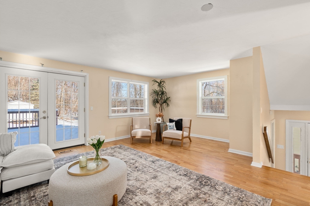 31 B Gates Road, Unit 22R Worcester, MA 01603 - Photo 6 of 29