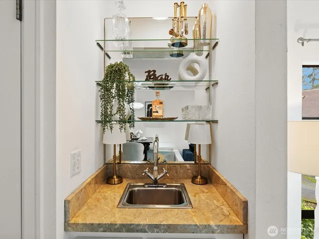 $679,000 | 3506 108th Place Northeast, Unit 2, Bellevue, WA 98004