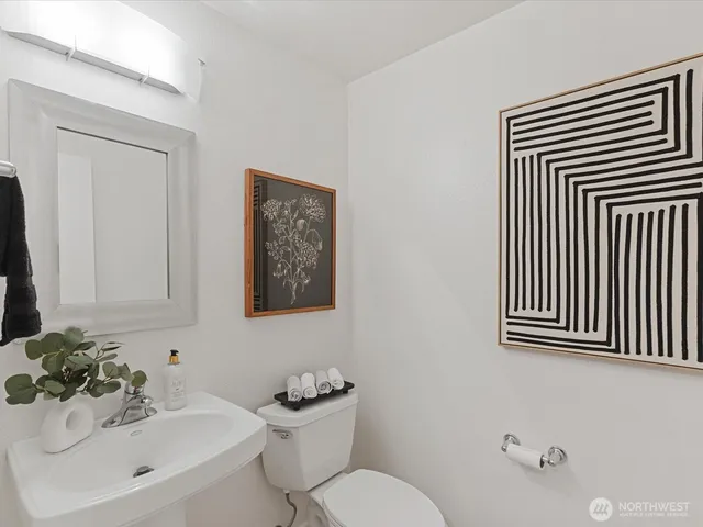 $679,000 | 3506 108th Place Northeast, Unit 2, Bellevue, WA 98004