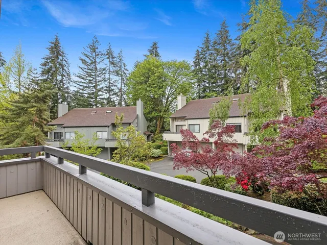 $679,000 | 3506 108th Place Northeast, Unit 2, Bellevue, WA 98004