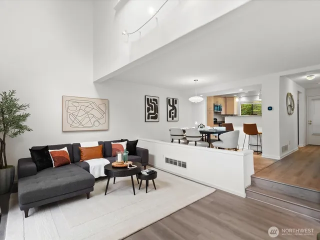 $679,000 | 3506 108th Place Northeast, Unit 2, Bellevue, WA 98004