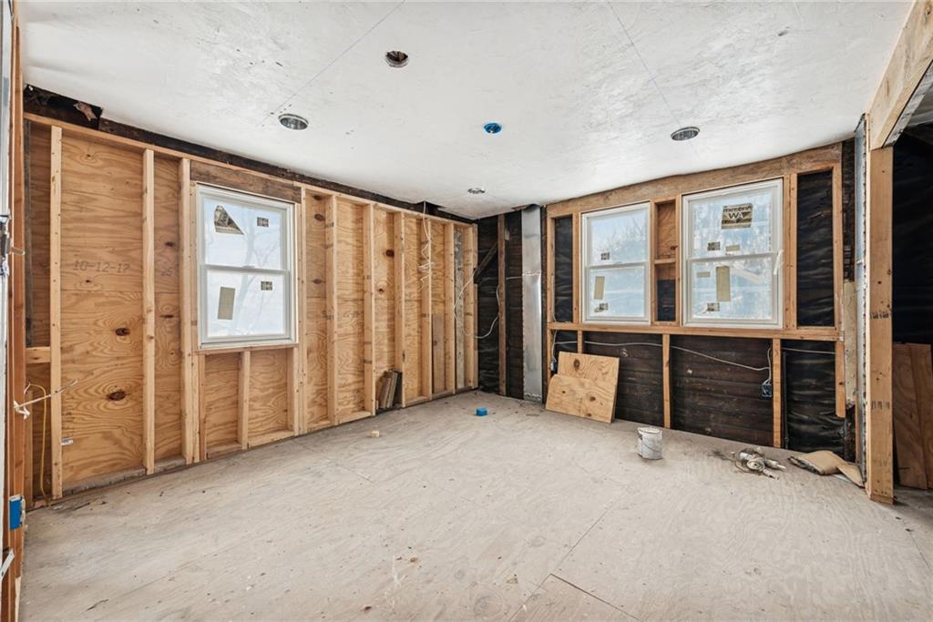 2588 Elgro Road Gibsonia, PA 15044 - Photo 11 of 28