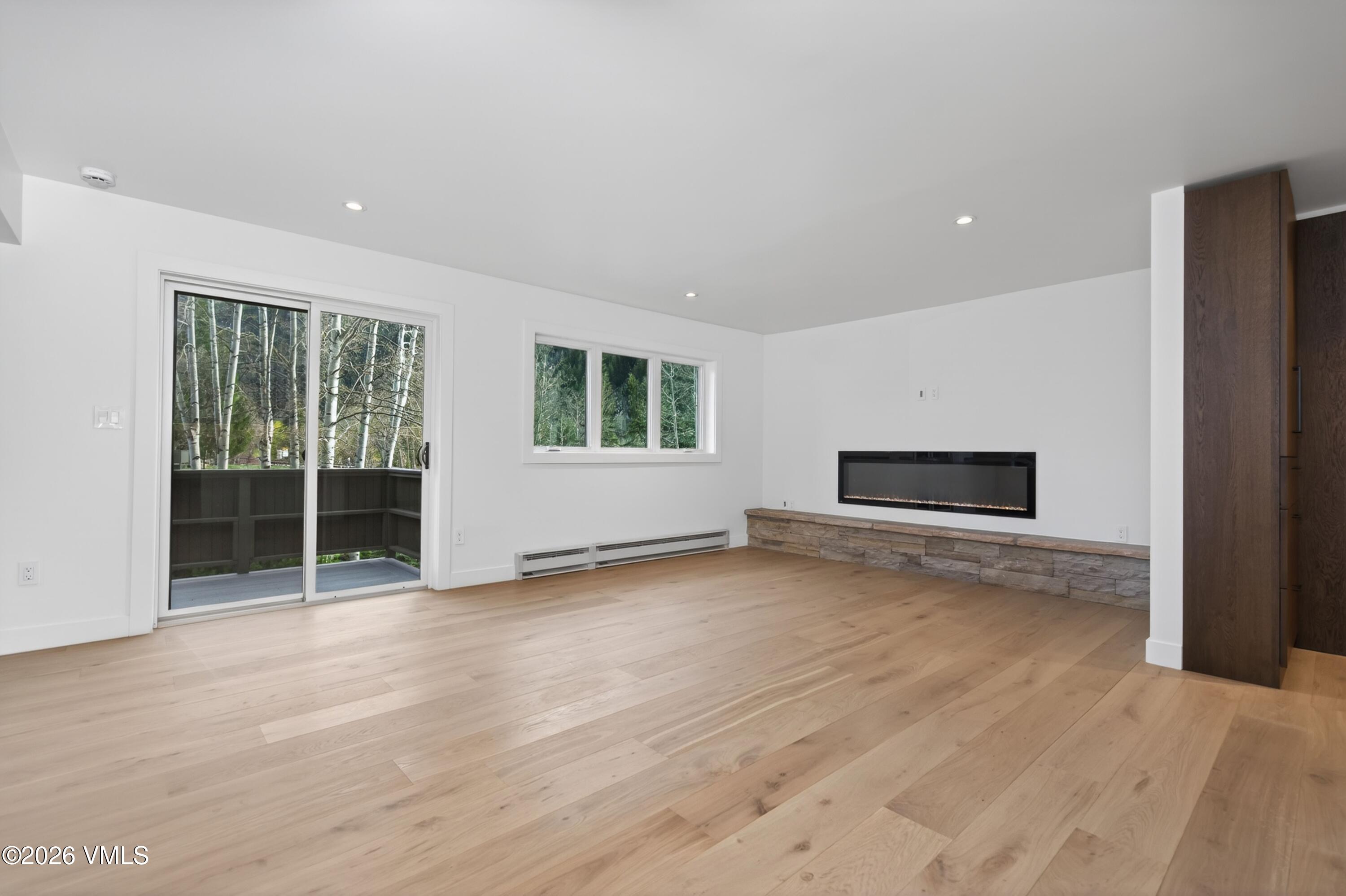 3910 Fall Line Drive, Unit 16 Vail, CO 81657 - Photo 10 of 33 Living Room 1