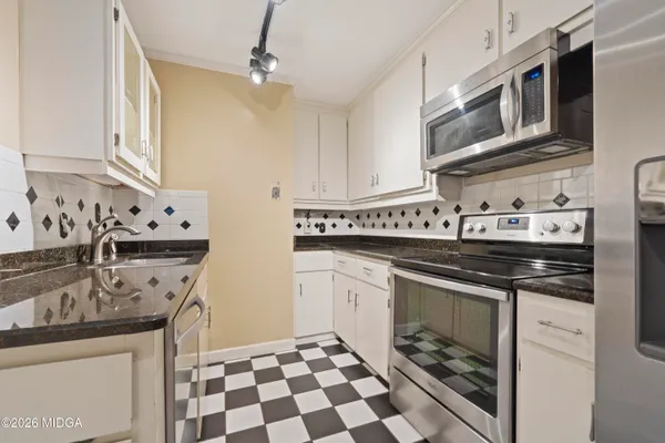 $219,900 | 518 High Point N Road, Macon, GA 31210