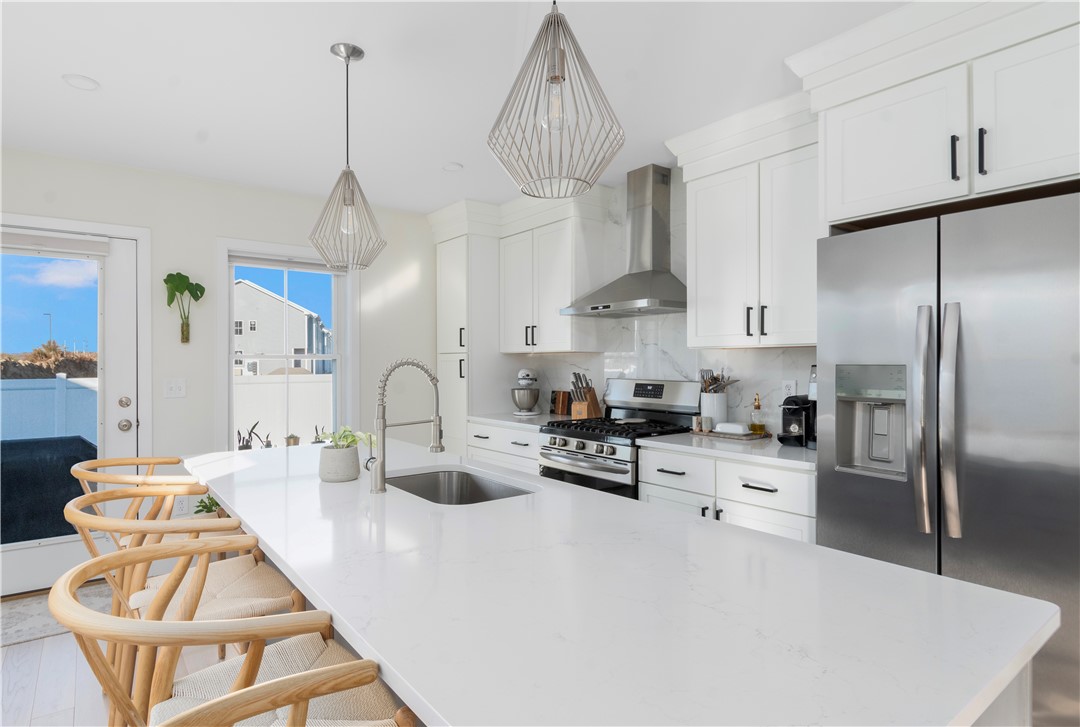 153 Graystone Street Warwick, RI 02886 - Photo 21 of 50