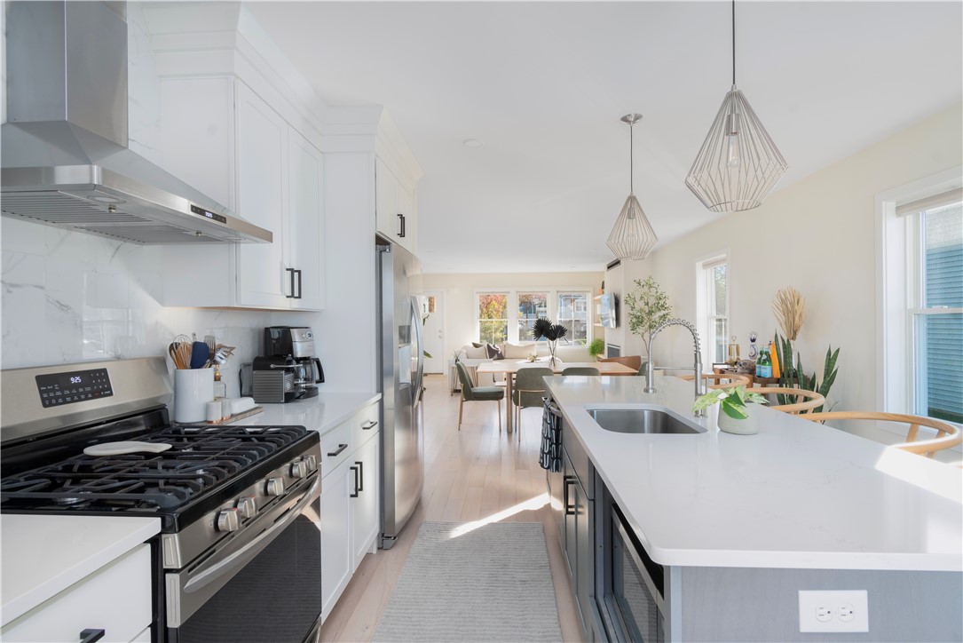153 Graystone Street Warwick, RI 02886 - Photo 24 of 50