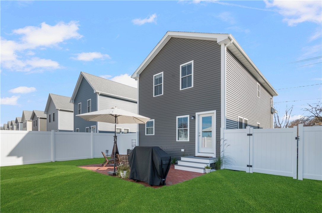 153 Graystone Street Warwick, RI 02886 - Photo 46 of 50