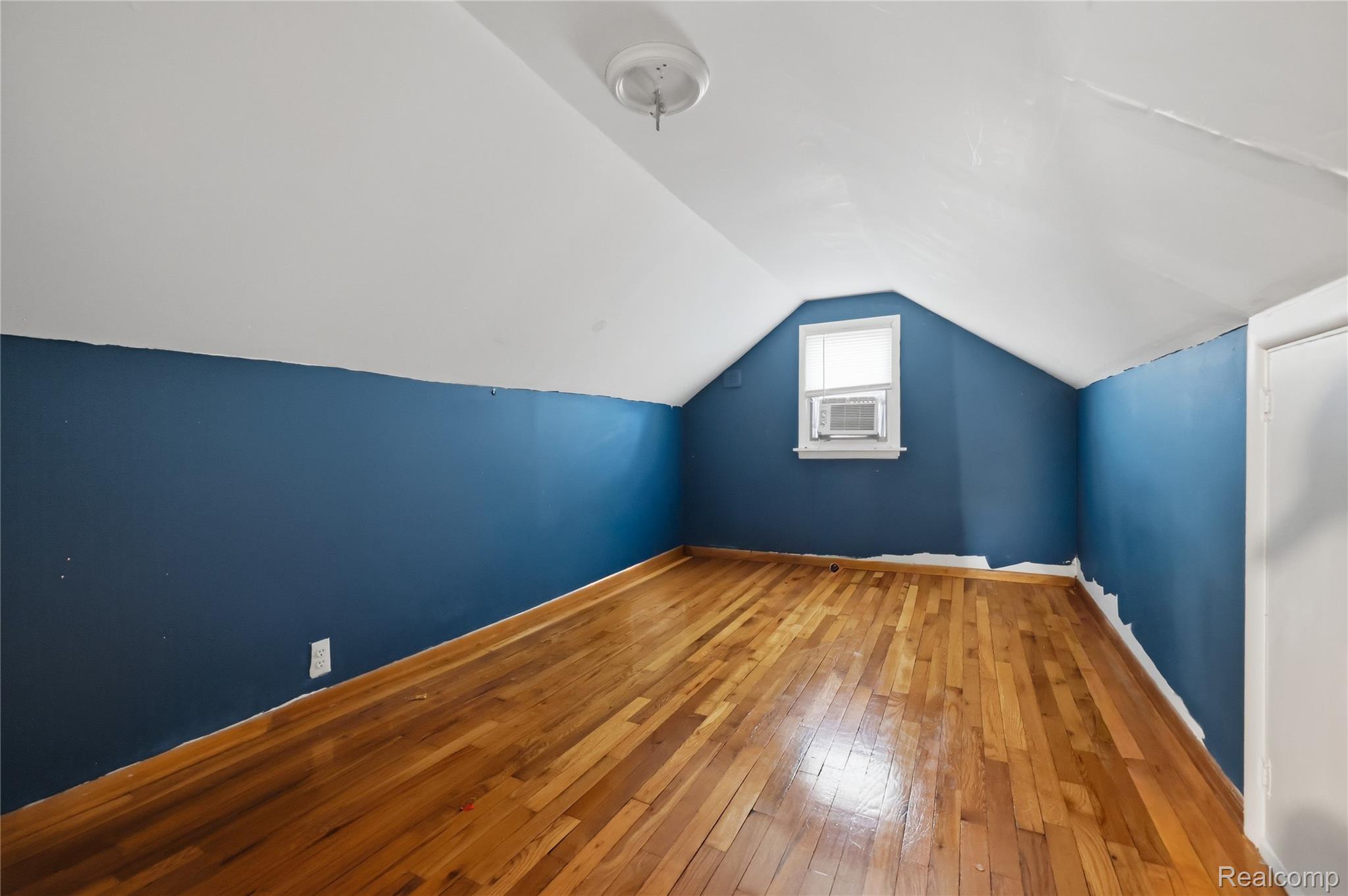 1630 Gordon Street Port Huron, MI 48060 - Photo 23 of 25 gordon-22.jpg