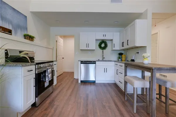 $199,900 | 11420 East Simpson Avenue, Independence, MO 64054