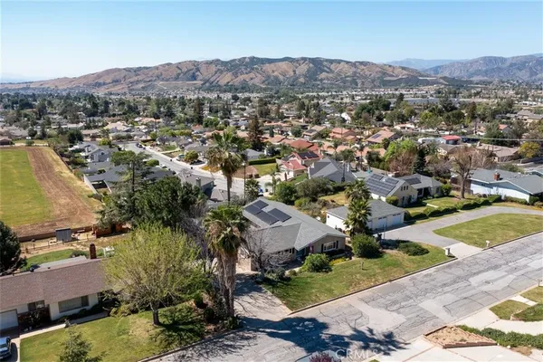 $749,000 | 11758 Grant Drive, Yucaipa, CA 92399