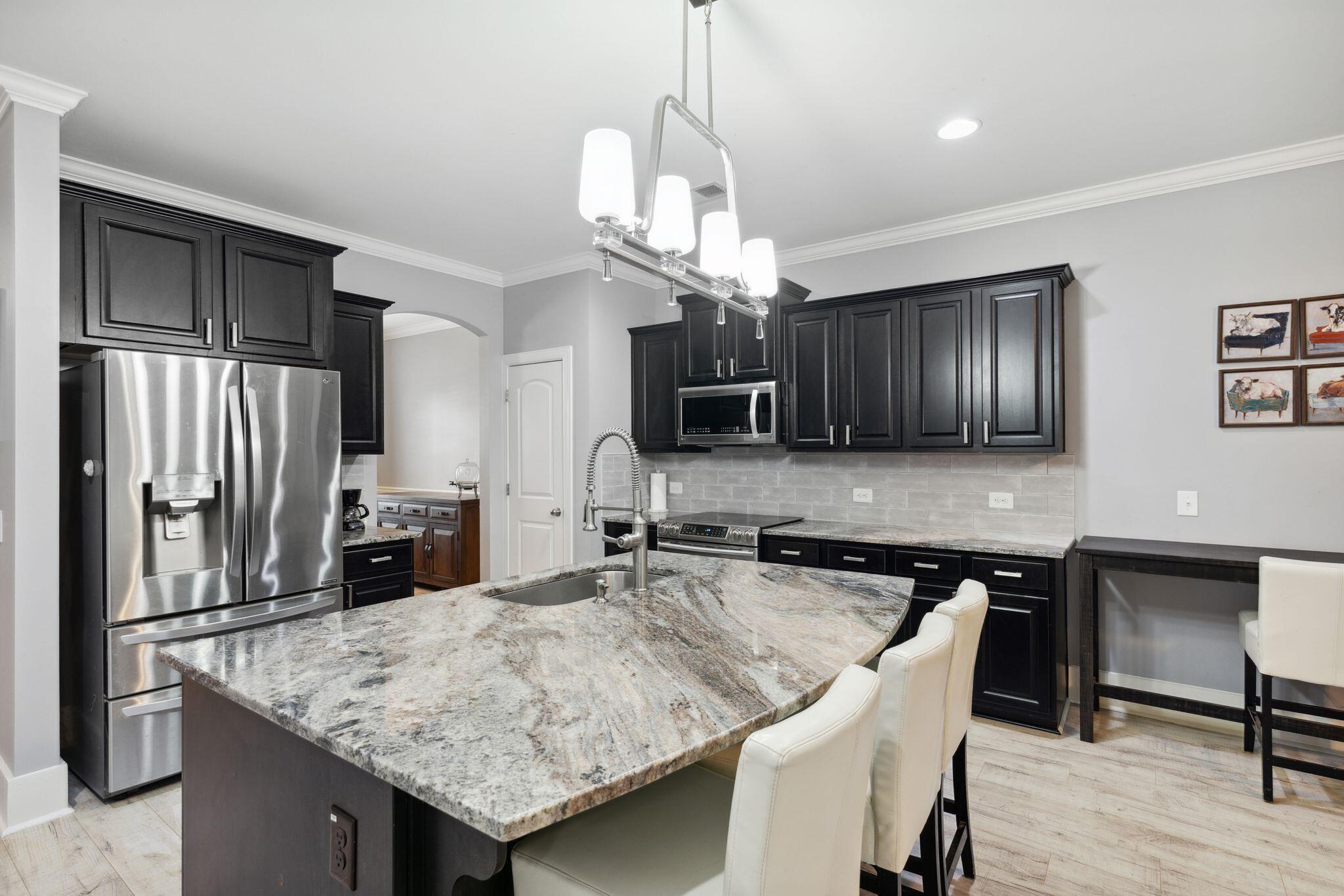 152 Rockingham Way Moncks Corner, SC 29461 - Photo 3 of 47 Spacious kitchen