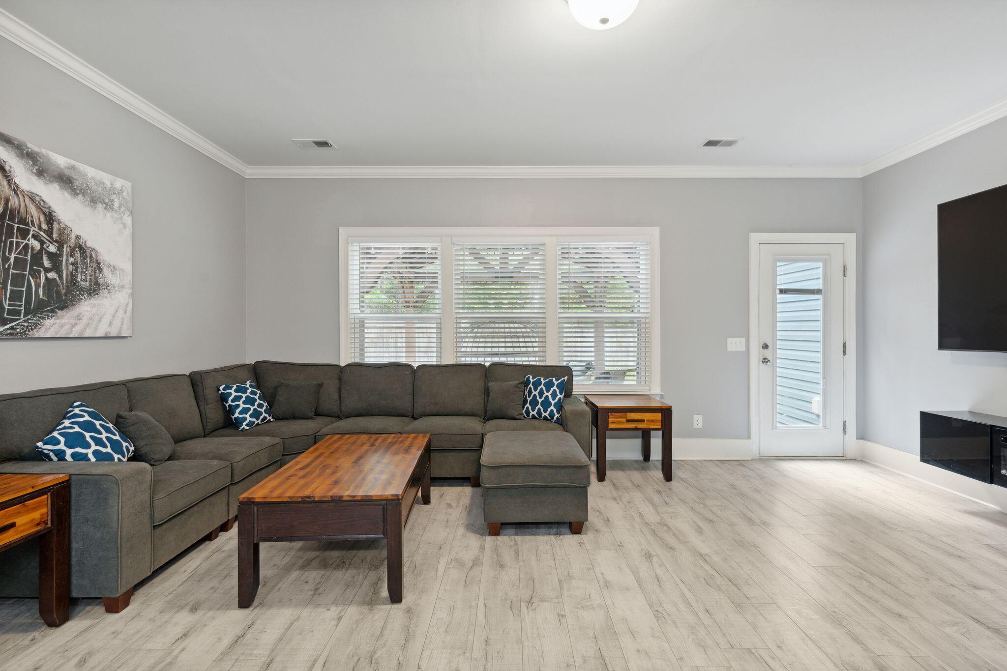 152 Rockingham Way Moncks Corner, SC 29461 - Photo 4 of 47 Large great room