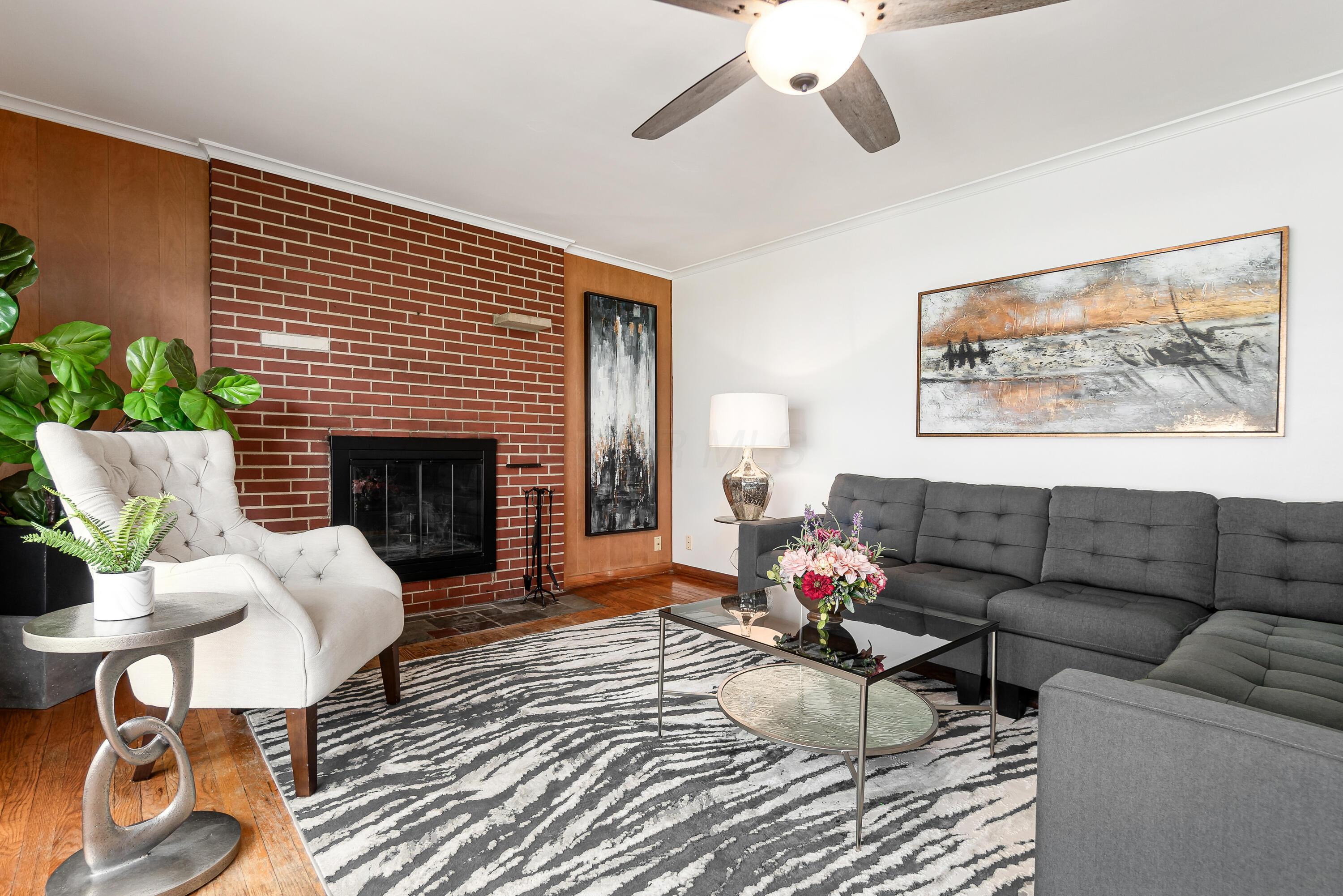 3615 Dempsey Road Westerville, OH 43081 - Photo 4 of 41 Living Room