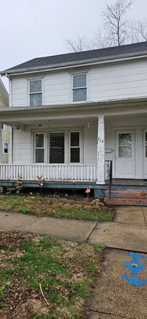 $900 | 214 South Church Street, Princeton, IL 61356