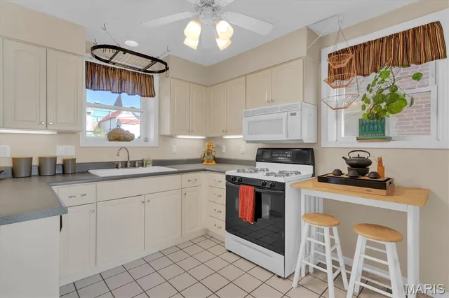 $275,000 | 5975 North Cuba Court, St. Louis, MO 63139