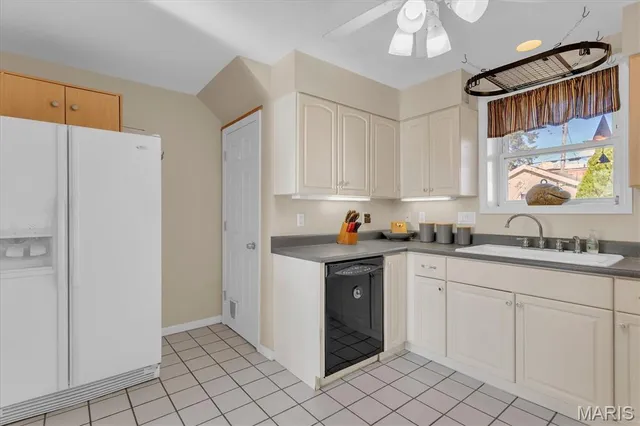 $275,000 | 5975 North Cuba Court, St. Louis, MO 63139