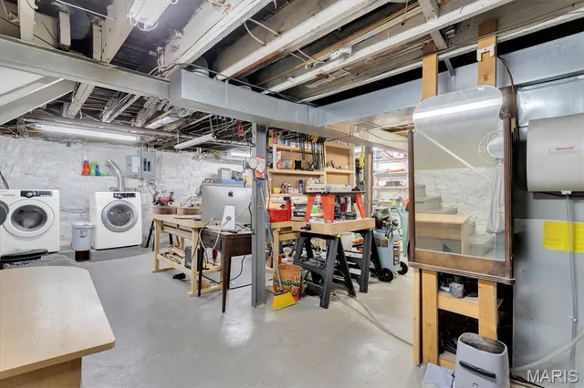 $275,000 | 5975 North Cuba Court, St. Louis, MO 63139