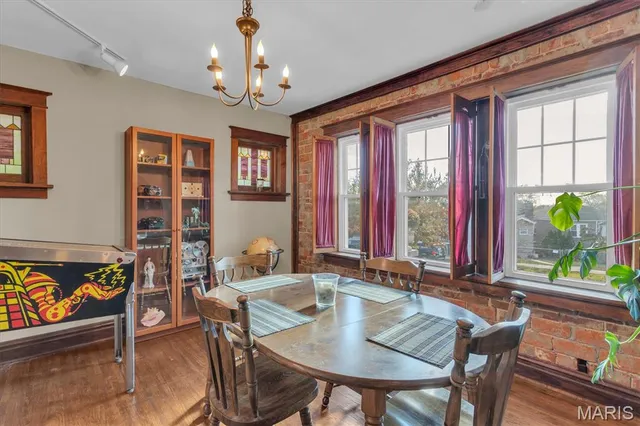 $275,000 | 5975 North Cuba Court, St. Louis, MO 63139