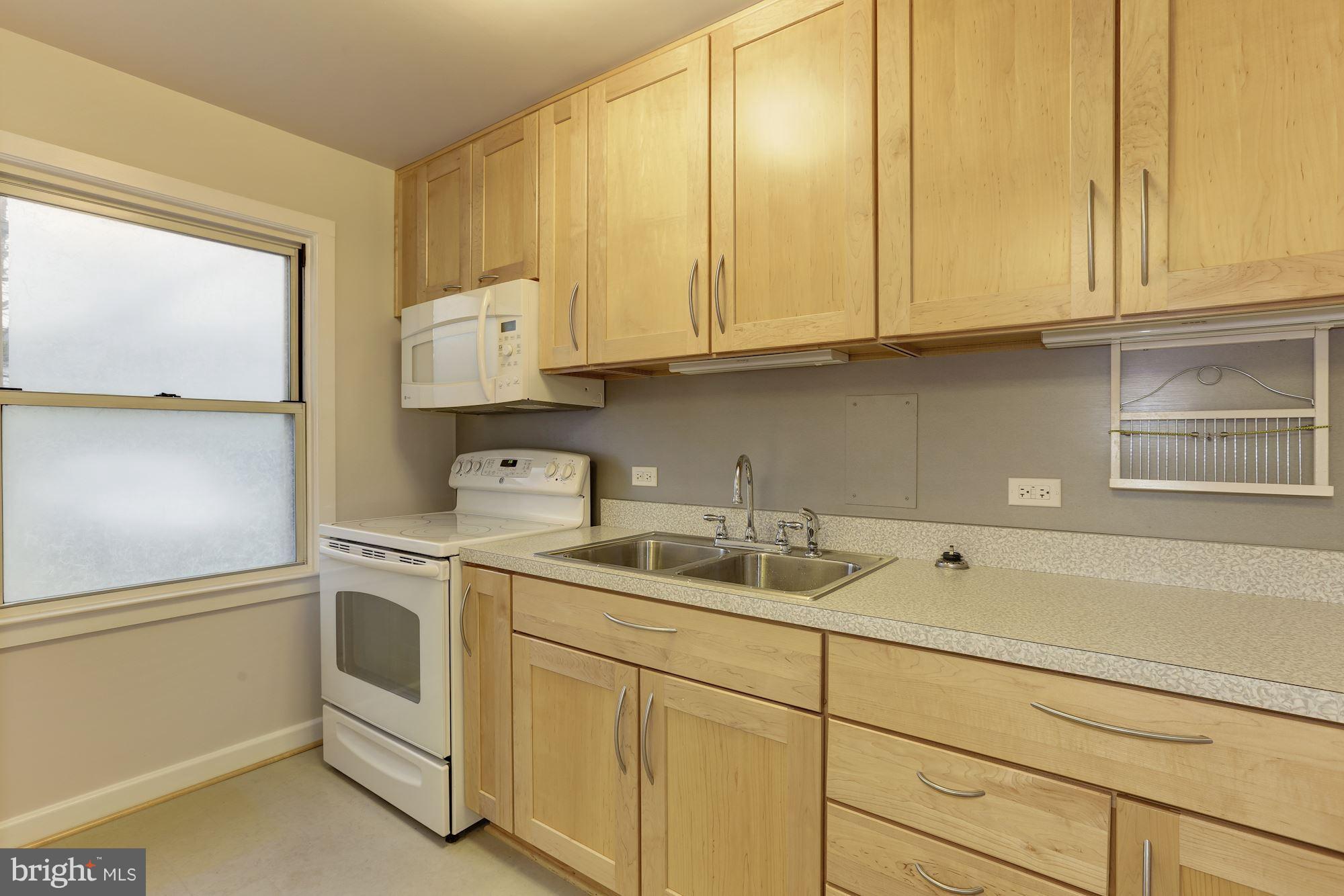7 R Research Road Greenbelt, MD 20770 - Photo 17 of 42 Gallery Image 17