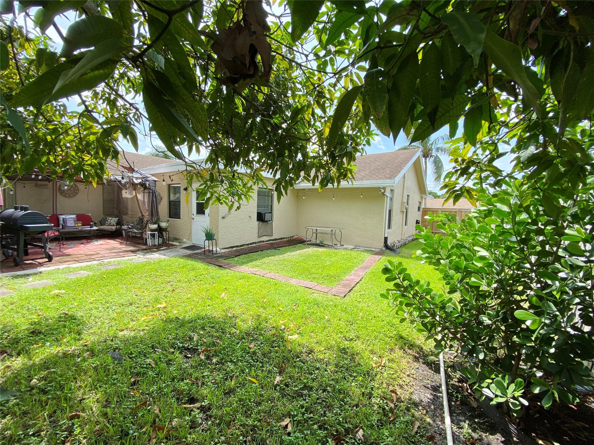 9569 Richmond Circle Boca Raton, FL 33434 - Photo 15 of 26 Photo 15