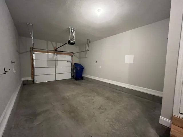 $1,900 | 3048 Core Drive, Clarksville, TN 37040