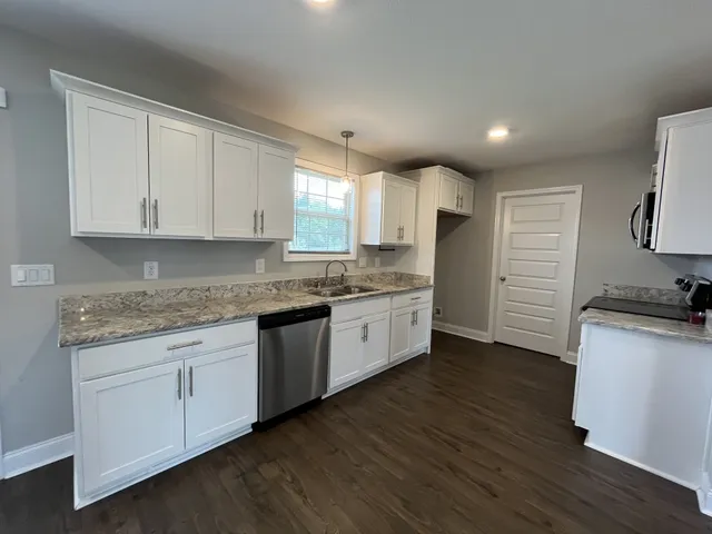 $1,900 | 3048 Core Drive, Clarksville, TN 37040