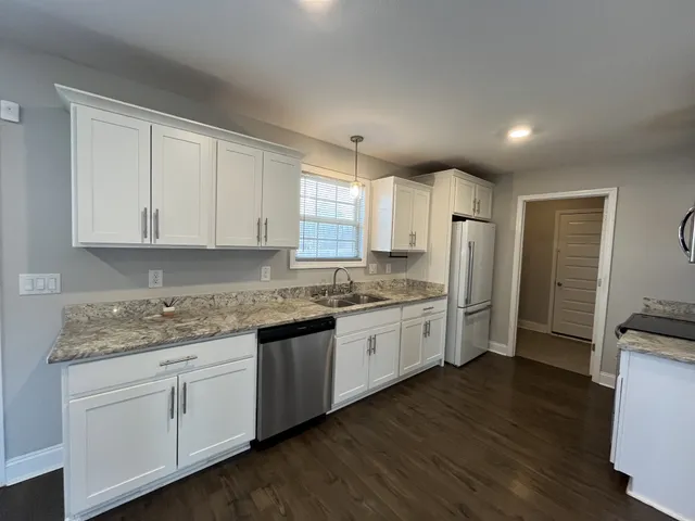 $1,900 | 3048 Core Drive, Clarksville, TN 37040