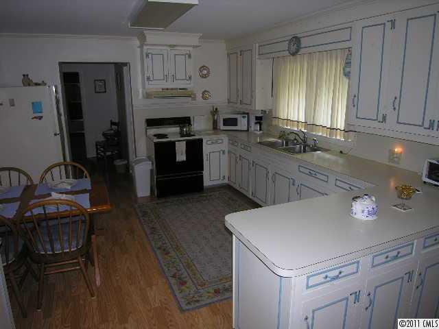 681 Biscoe Road Troy, NC 27371 - Photo 3 of 12