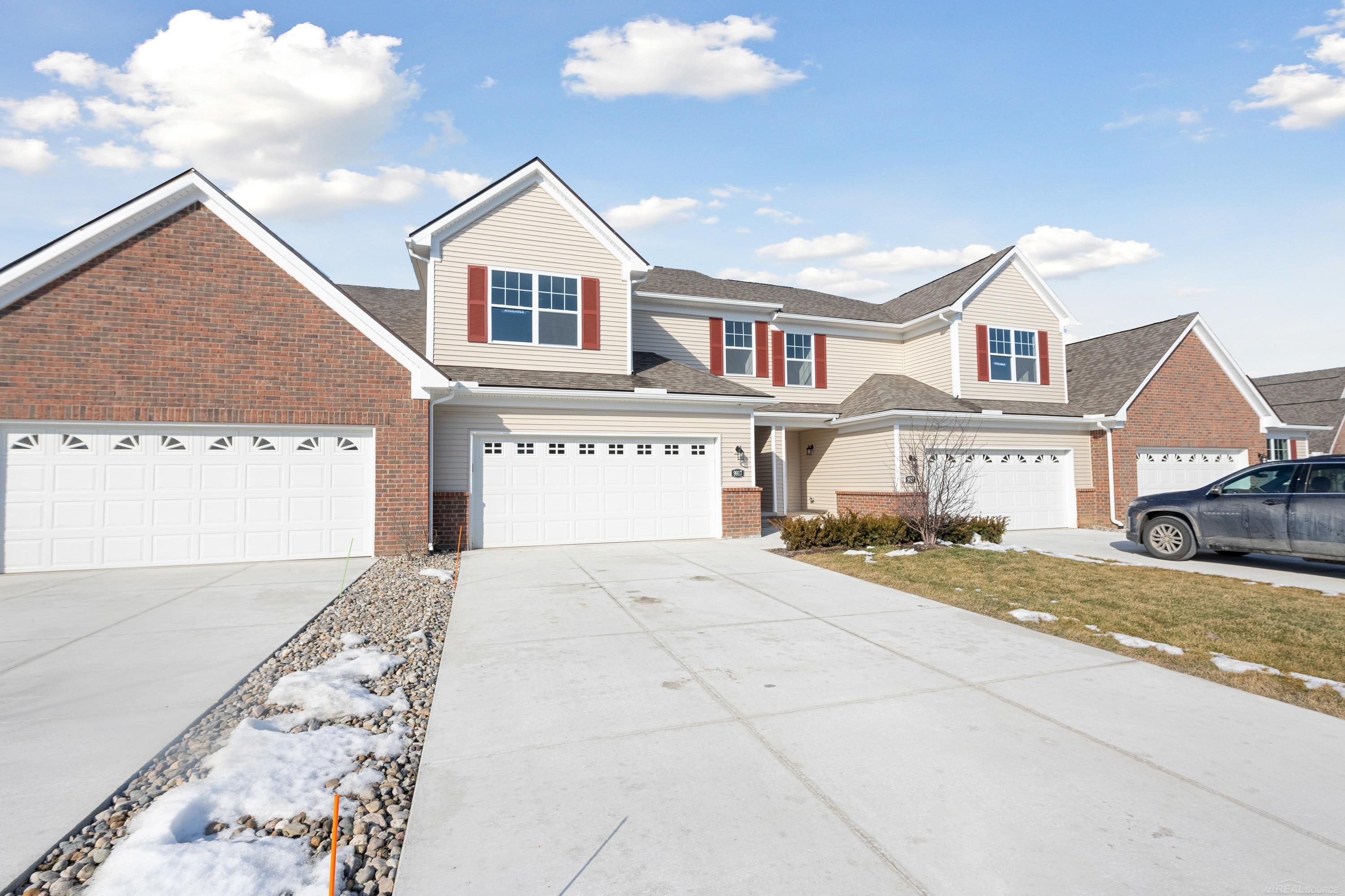 9921 Ridge Run Street Howell, MI 48855 - Photo 3 of 33 Front View