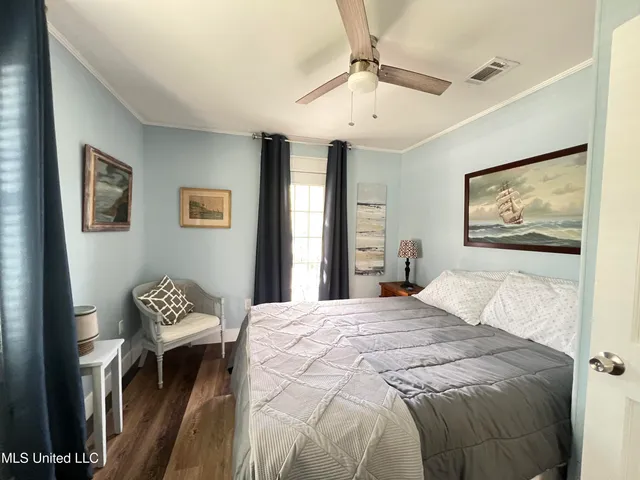 $1,500 | 412 Chadwick Avenue, Waveland, MS 39576